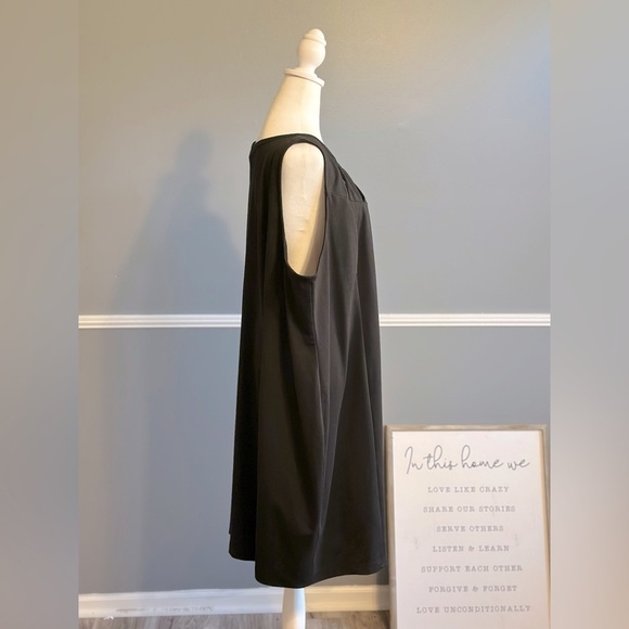 Lane Bryant Gorgeous Classic Sleeveless Little Black Dress LBD Size 28 NWT - Picture 3 of 8